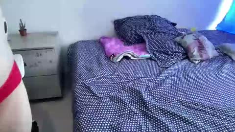 Snapshot of sweetaura0_0 chatting on February 2026 05:42:01 PM SweetAura0 0 online show from February 2026 05:42:01 PM