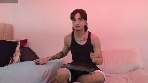 sweetauracouple online show from May 2026 12:12:01 PM