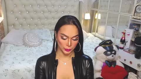 Carla online show from January 2025 04:50:02 AM