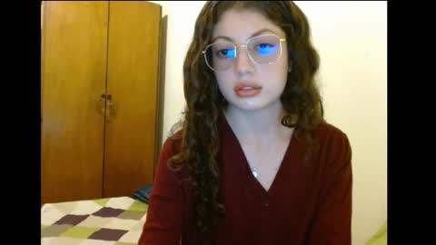 Snapshot of sweetcalm_ chatting on February 2026 04:22:01 AM sweetcalm_ online show from February 2026 04:22:01 AM