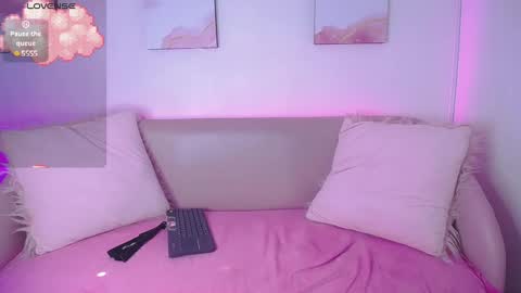 Snapshot of sweetcameron_ chatting on January 2025 08:40:02 PM Cameron online show from January 2025 08:40:02 PM