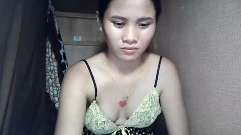sweetcandy_19 online show from December 2024 02:49:02 PM