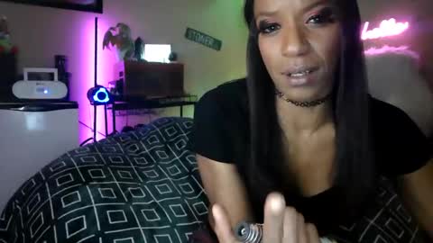 Jillian online show from December 2025 12:07:02 AM