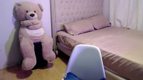 Cristal online show from November 2025 01:50:02 AM