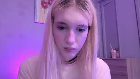 Snapshot of sweetcrystalll chatting on July 2026 05:41:01 PM sweetcrystalll online show from July 2026 05:41:01 PM
