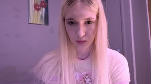 Snapshot of sweetcrystalll chatting on July 2026 11:44:01 PM sweetcrystalll online show from July 2026 11:44:01 PM