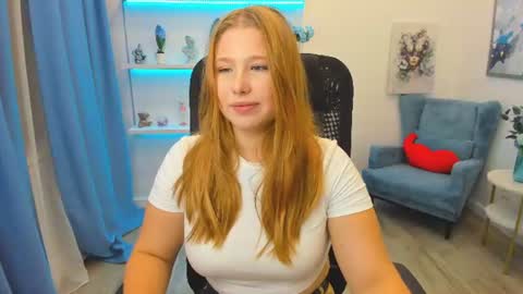 sweetdaylight online show from June 2026 08:11:01 PM