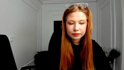 sweetdaylight online show from June 2026 07:51:02 PM