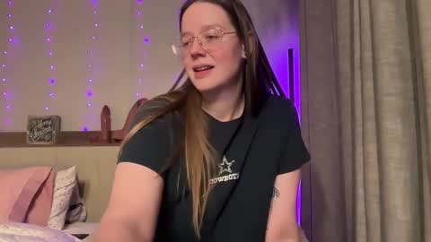 Delilah Samson online show from December 2024 07:58:01 AM