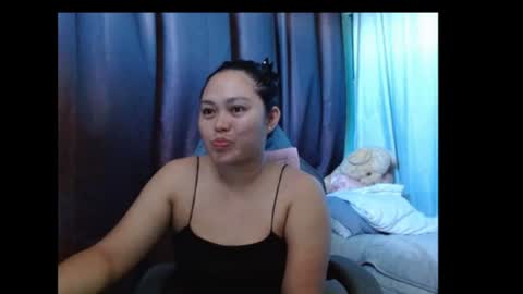 Snapshot of sweetdemurelady chatting on June 2026 07:23:01 AM Lynn online show from June 2026 07:23:01 AM