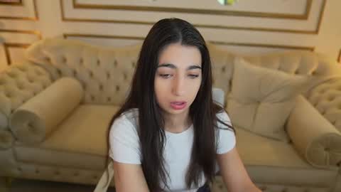 Snapshot of sweetdesiree_ chatting on June 2026 06:35:01 AM Amelia online show from June 2026 06:35:01 AM