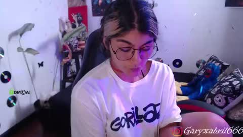 Snapshot of sweetdevil631 chatting on December 2024 07:11:02 PM Abril online show from December 2024 07:11:02 PM