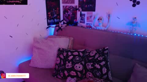 Snapshot of sweetdevil631 chatting on October 2025 03:30:02 PM Abril online show from October 2025 03:30:02 PM