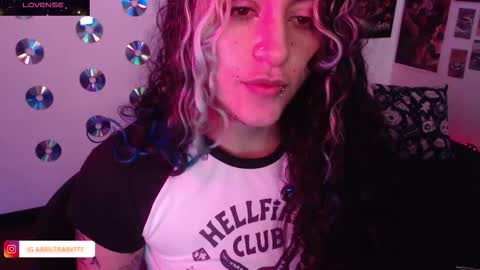 Snapshot of sweetdevil631 chatting on November 2025 05:02:02 PM Abril online show from November 2025 05:02:02 PM