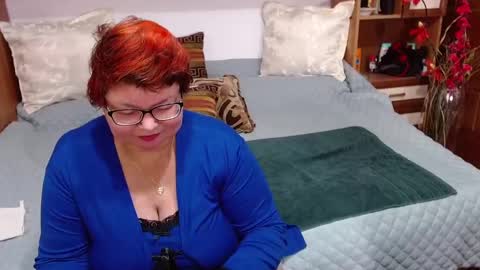 sweetestmilf4you online show from January 2025 12:31:01 PM