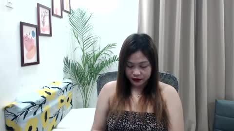 Snapshot of sweetestsmile_ chatting on January 2025 01:21:02 AM Khaye online show from January 2025 01:21:02 AM