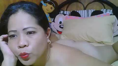 Snapshot of sweeteyes69xx chatting on May 2026 11:04:02 AM sweeteyes69xx online show from May 2026 11:04:02 AM