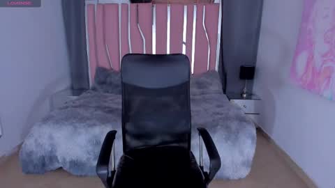 Fabiana online show from March 2025 07:06:01 PM