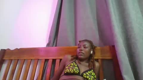 sweetfel online show from October 2025 09:37:01 AM