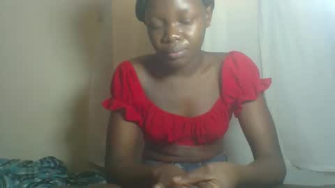Snapshot of sweetgal2025 chatting on May 2026 05:57:01 AM EUNICE online show from May 2026 05:57:01 AM