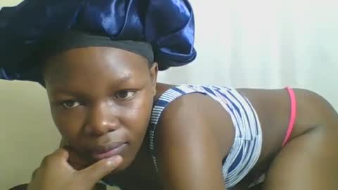 Snapshot of sweetgal2025 chatting on June 2026 05:12:01 AM EUNICE online show from June 2026 05:12:01 AM