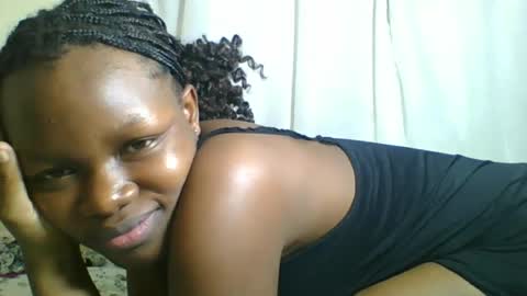 Snapshot of sweetgal2025 chatting on August 2026 09:28:01 PM EUNICE online show from August 2026 09:28:01 PM