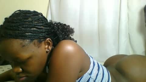 Snapshot of sweetgal2025 chatting on August 2026 03:19:02 AM EUNICE online show from August 2026 03:19:02 AM