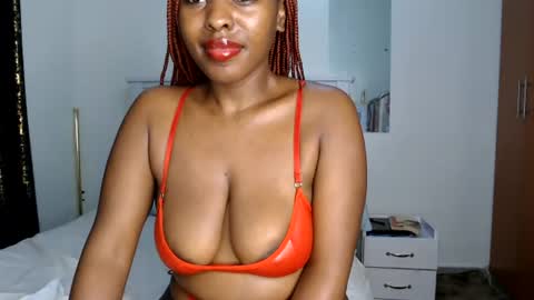 Snapshot of sweetice_01 chatting on June 2026 08:19:01 AM euny online show from June 2026 08:19:01 AM