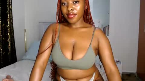 Snapshot of sweetice_01 chatting on June 2026 04:28:01 AM euny online show from June 2026 04:28:01 AM