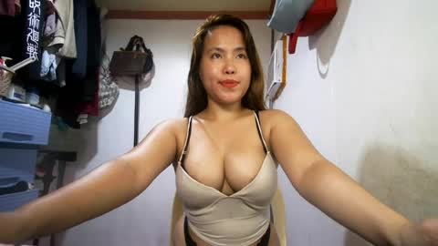 Snapshot of sweetie_trishiaxx chatting on July 2026 06:20:01 PM Your GoodGirlSweet trish online show from July 2026 06:20:01 PM