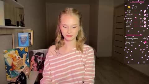 sweetie Lisa3 online show from October 2025 03:56:02 PM