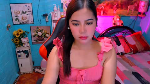 Nicole online show from January 2025 11:42:02 AM