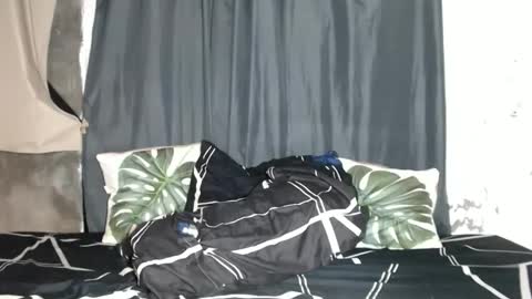 sweetiestkylie online show from December 2025 02:52:02 AM