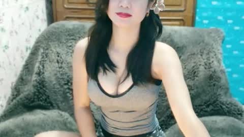 jona online show from November 2025 12:54:02 AM