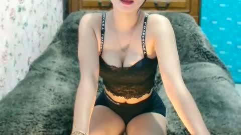 jona online show from November 2025 01:16:02 AM