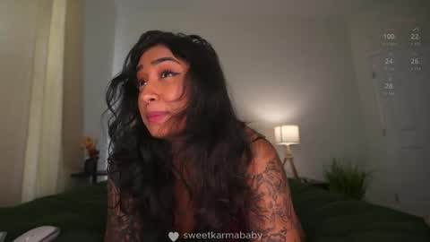 Snapshot of sweetkarmababy chatting on May 2026 09:42:02 PM Karma Sutra sweetkarmababy online show from May 2026 09:42:02 PM