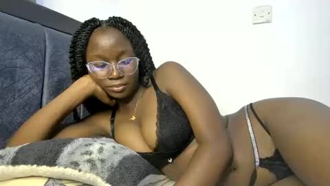 sweetkenyanbabe online show from December 2024 07:00:01 PM
