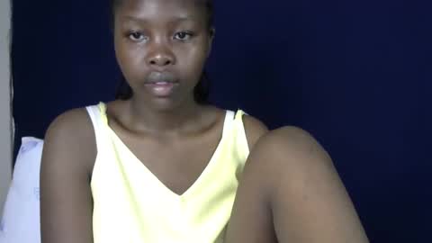 Snapshot of sweetkirrie chatting on May 2026 07:46:02 AM sweetkirrie online show from May 2026 07:46:02 AM