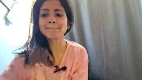 sweetlatinafit online show from December 2025 01:31:02 PM