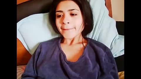 sweetlatinafit online show from April 2026 02:04:01 PM