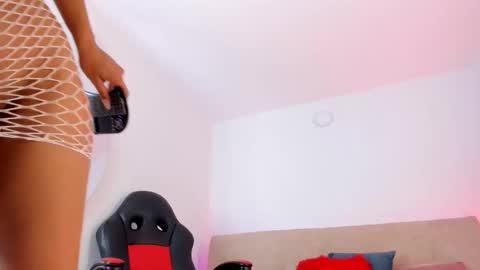 Snapshot of sweetluna___ chatting on November 2025 09:19:02 AM instagram sweetluna 0 online show from November 2025 09:19:02 AM