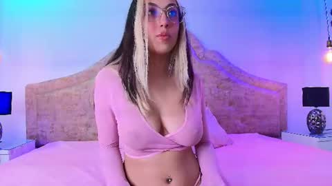 sweetlyundone online show from June 2026 07:18:01 PM