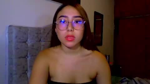 Snapshot of sweetmaddiee_ chatting on October 2025 10:51:02 PM Maddie online show from October 2025 10:51:02 PM