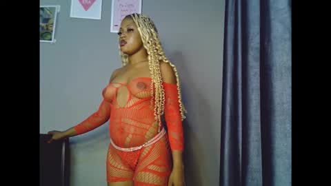 sweetmila9 online show from February 2026 05:48:02 AM