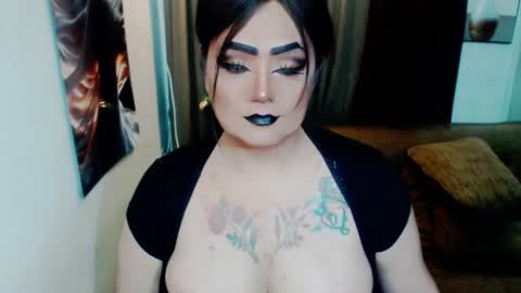 Mio online show from November 2025 10:34:01 PM