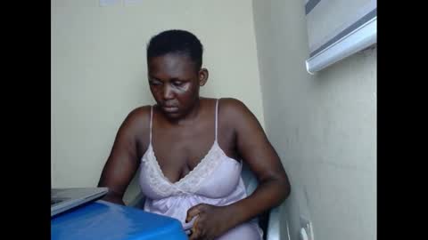 Snapshot of sweetnectarx chatting on February 2025 01:00:02 AM sweetnectarx online show from February 2025 01:00:02 AM