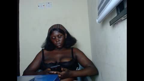 Snapshot of sweetnectarx chatting on February 2025 03:31:02 AM sweetnectarx online show from February 2025 03:31:02 AM