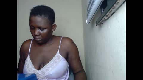 Snapshot of sweetnectarx chatting on February 2025 07:05:02 PM sweetnectarx online show from February 2025 07:05:02 PM