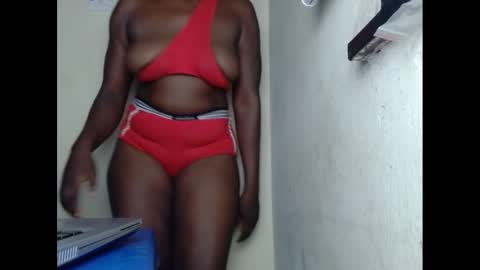 Snapshot of sweetnectarx chatting on February 2025 08:33:02 PM sweetnectarx online show from February 2025 08:33:02 PM