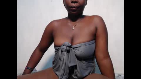 Snapshot of sweetnectarx chatting on December 2025 08:39:01 PM sweetnectarx online show from December 2025 08:39:01 PM